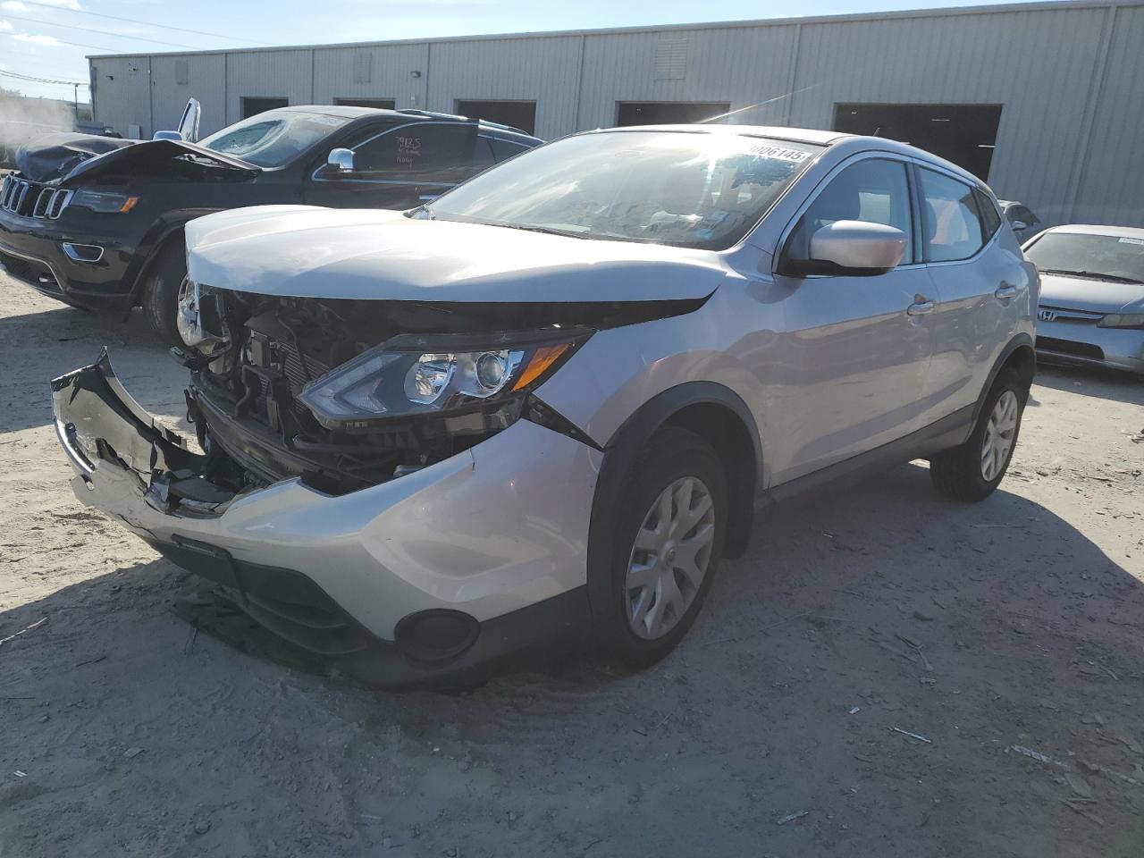 2018 Nissan Rogue - Image 1