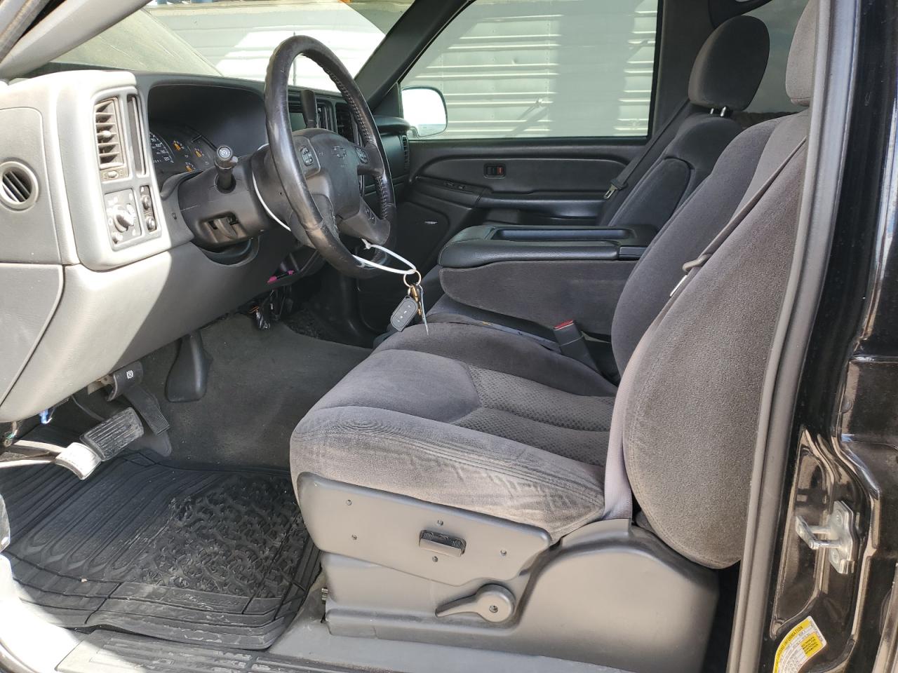 2006 Chevrolet Silverado - Image 7
