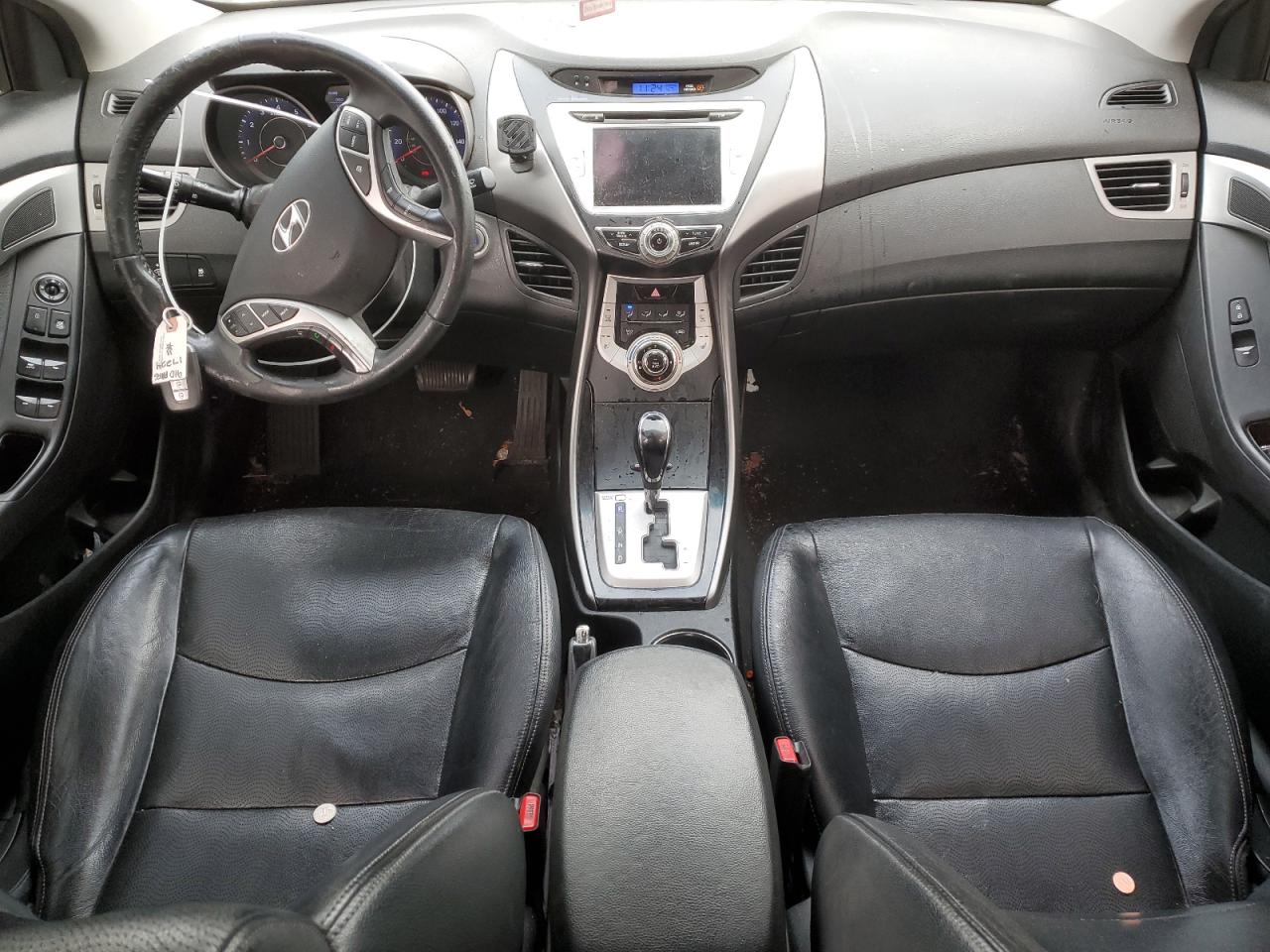 2012 Hyundai Elantra - Image 8