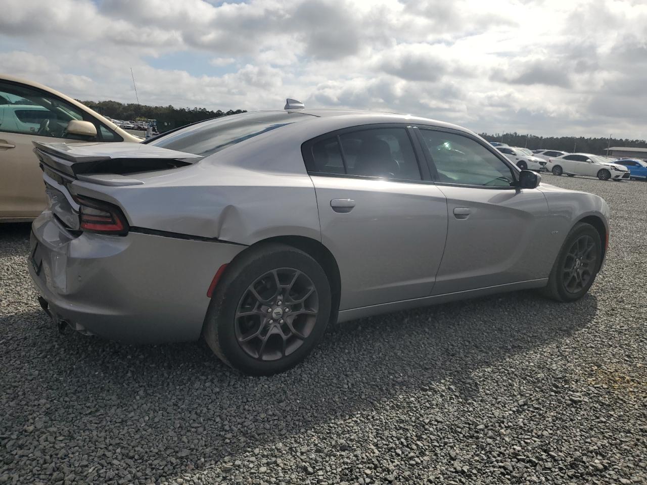 2018 Dodge Charger - Image 3
