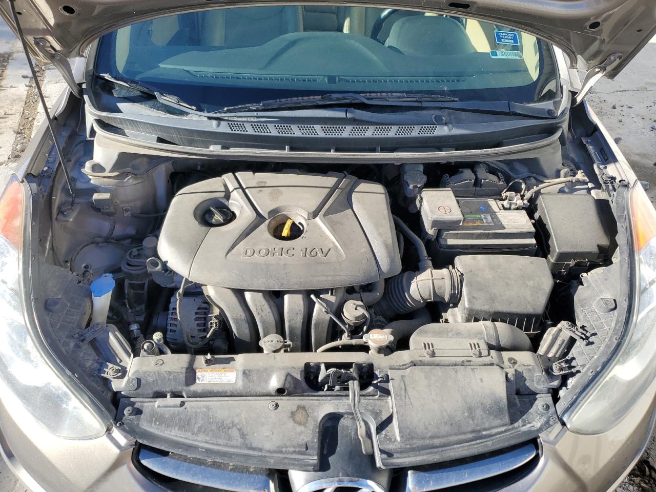 2012 Hyundai Elantra - Image 13