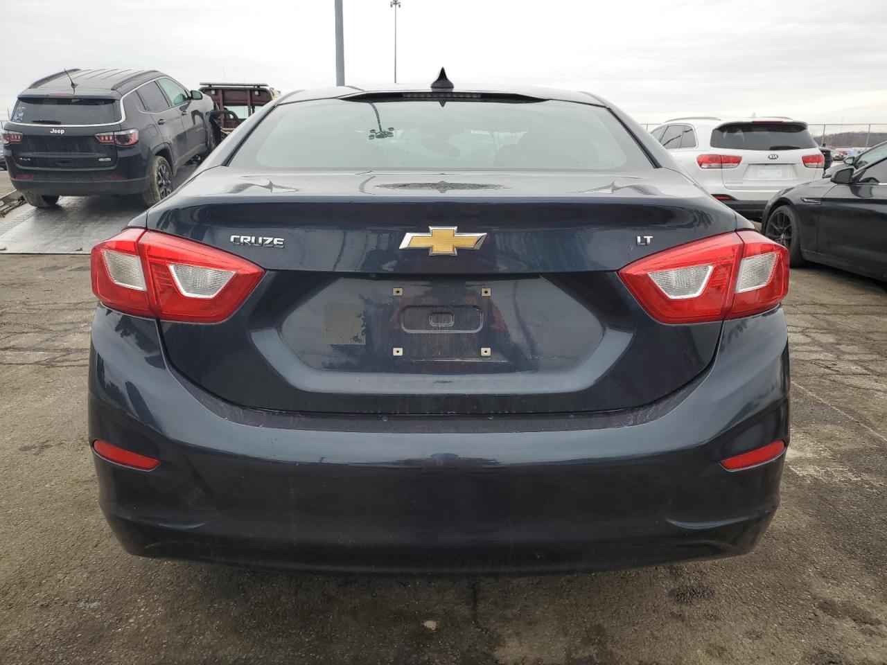 2016 Chevrolet Cruze - Image 6