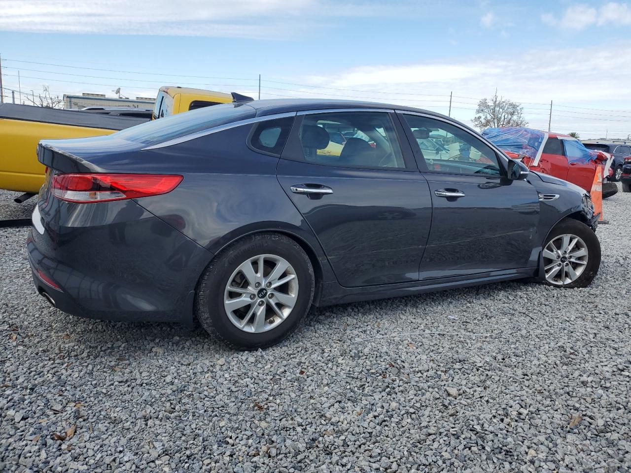2017 Kia Optima - Image 3