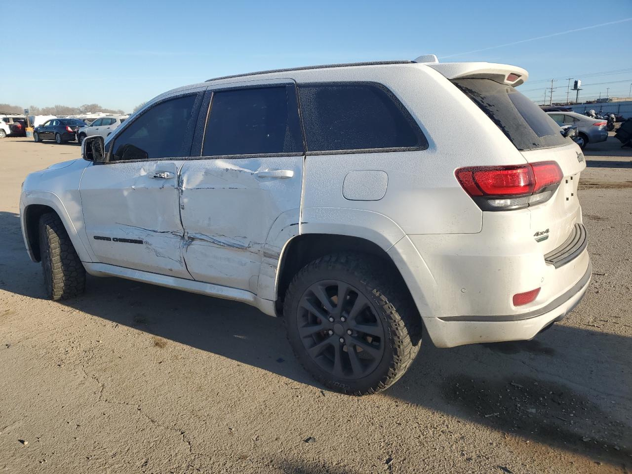 2018 Jeep Grand Cherokee - Image 2