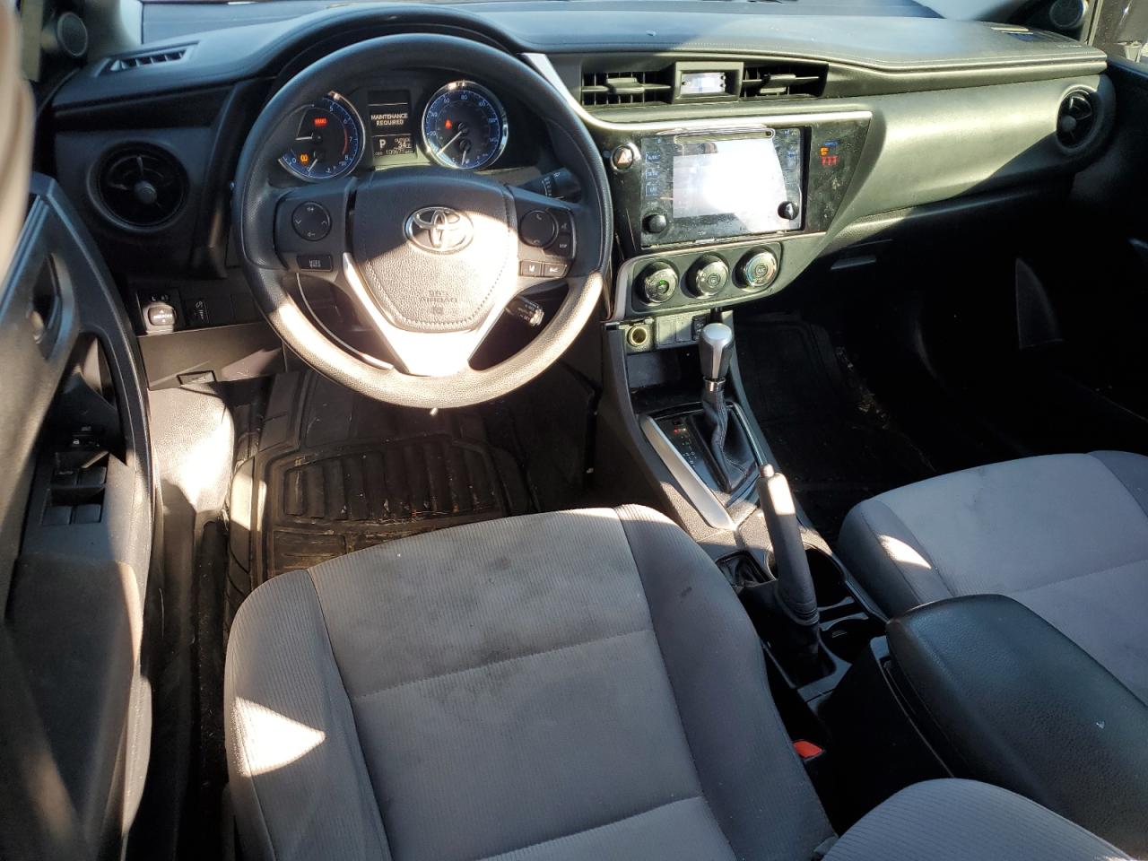 2018 Toyota Corolla - Image 8
