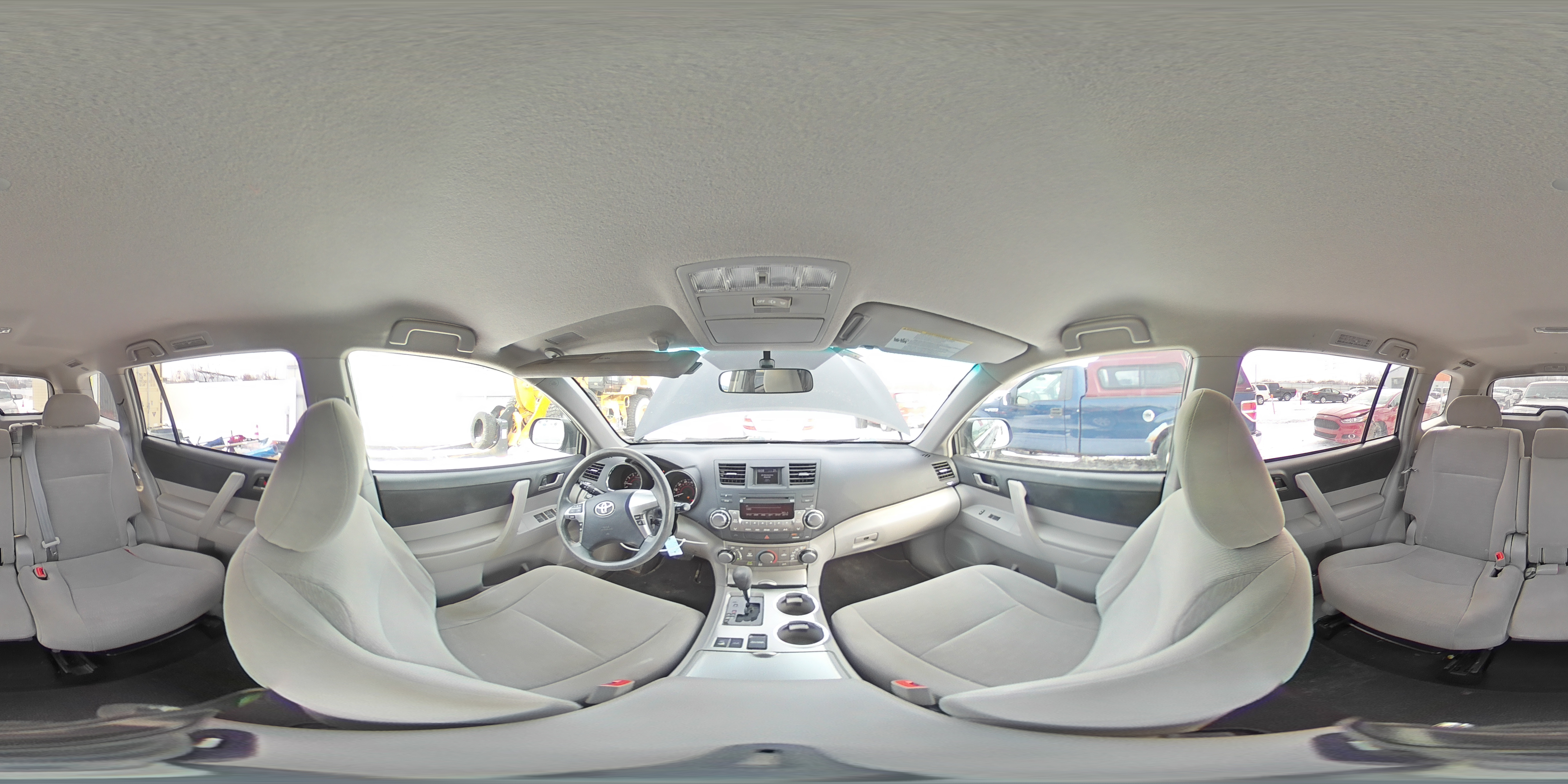 2012 Toyota Highlander - Image 14