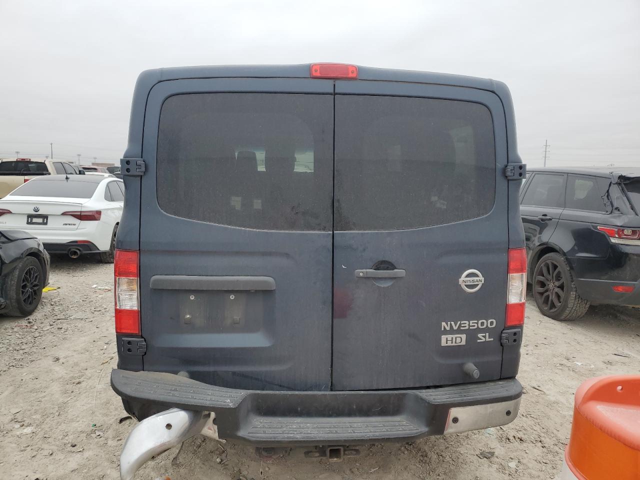 2015 Nissan NV - Image 6