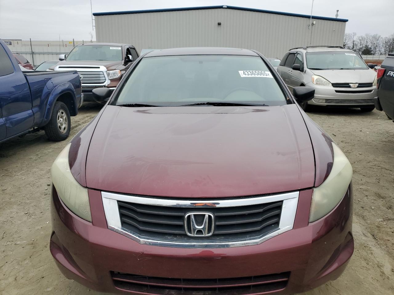 2009 Honda Accord - Image 5