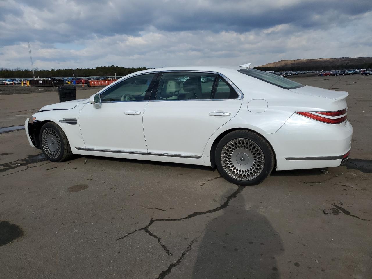 2020 Genesis G90 - Image 2