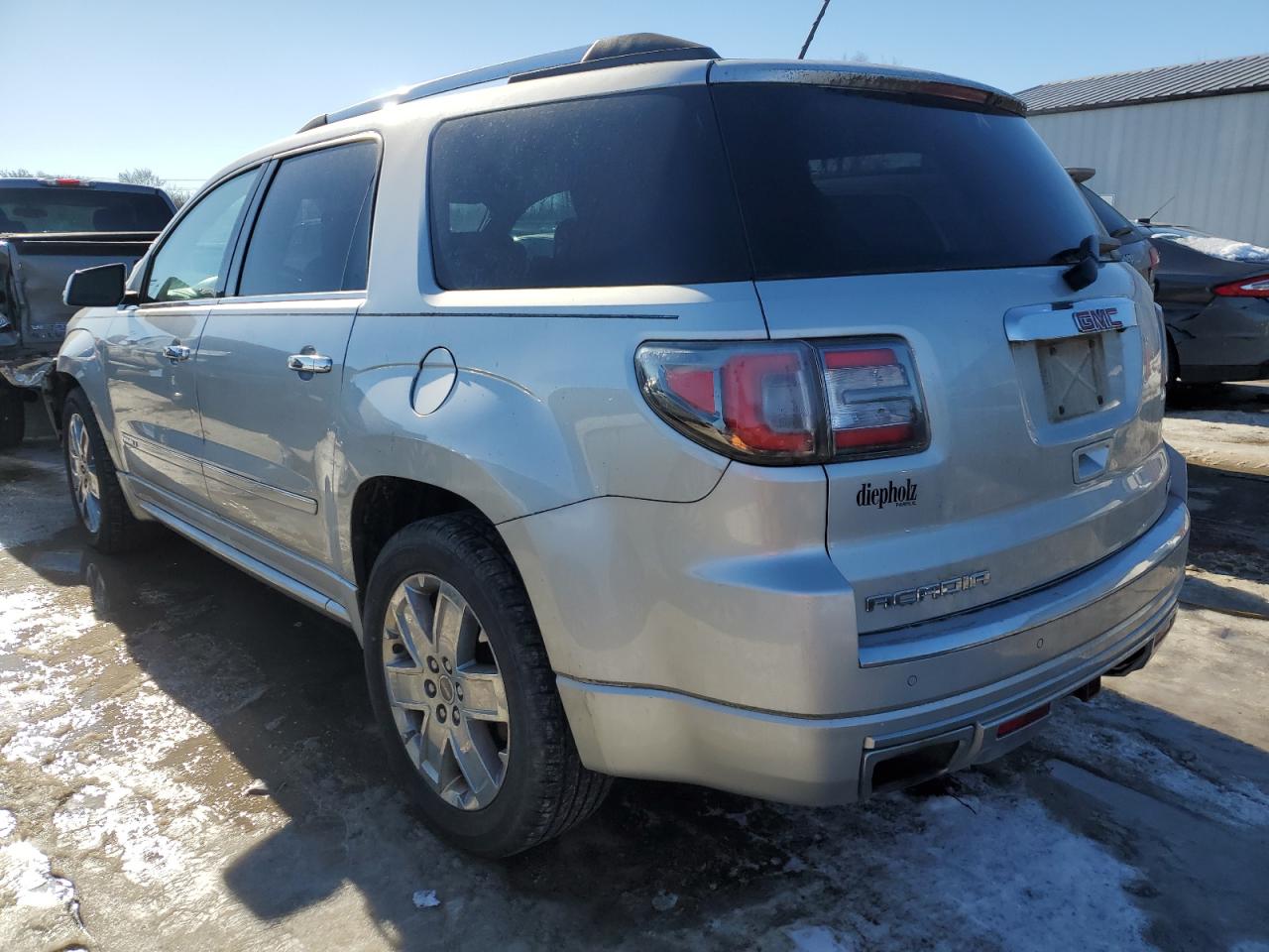 2013 GMC Acadia - Image 2