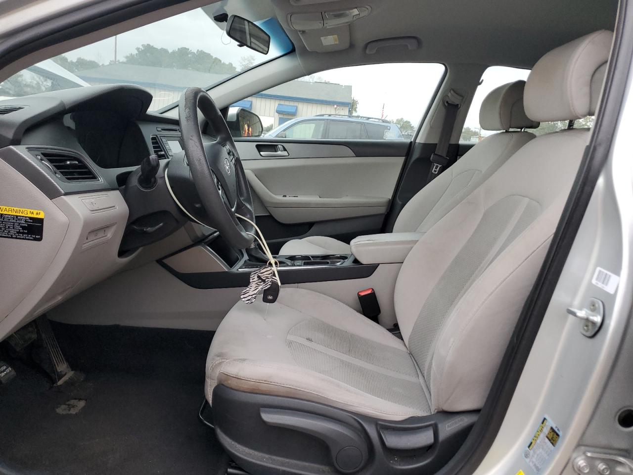 2016 Hyundai Sonata - Image 7
