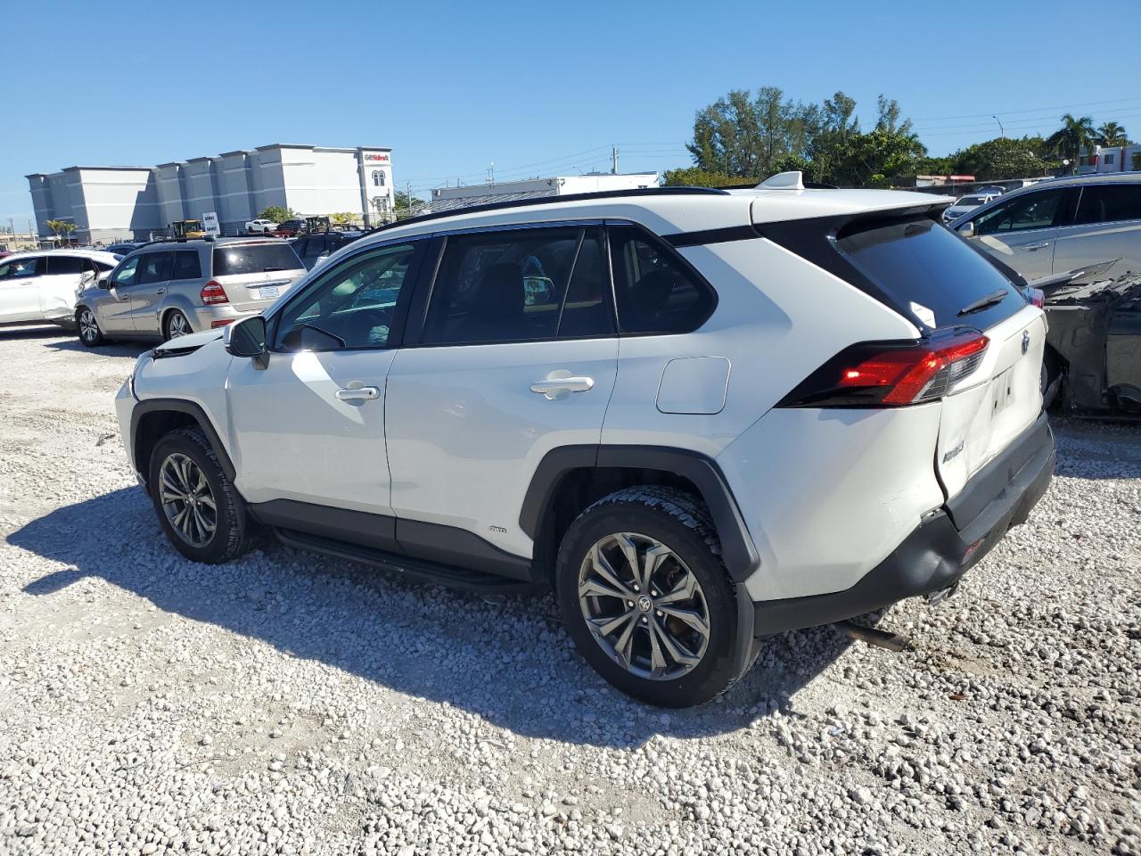 2022 Toyota RAV 4 - Image 2