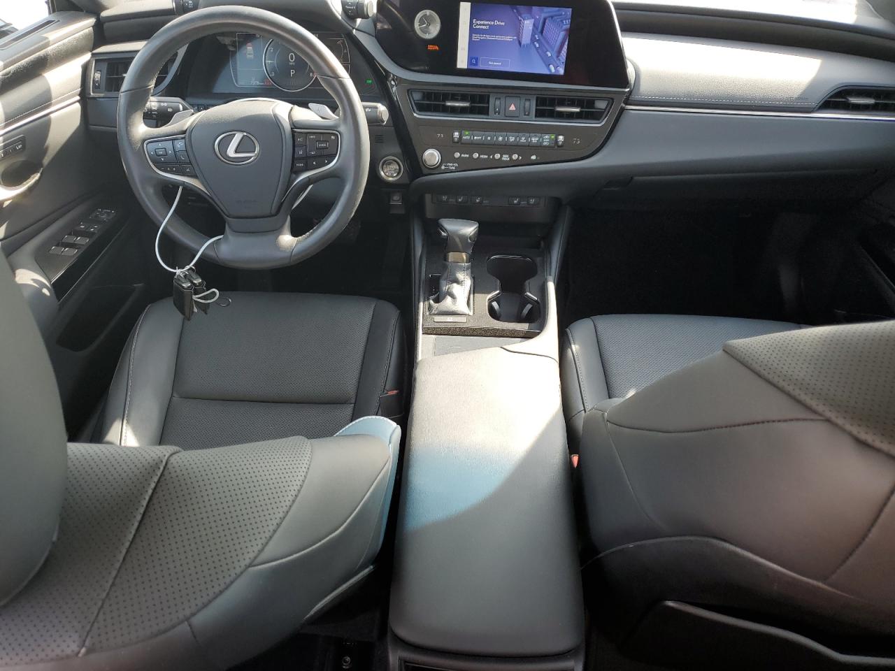 2023 Lexus ES - Image 8