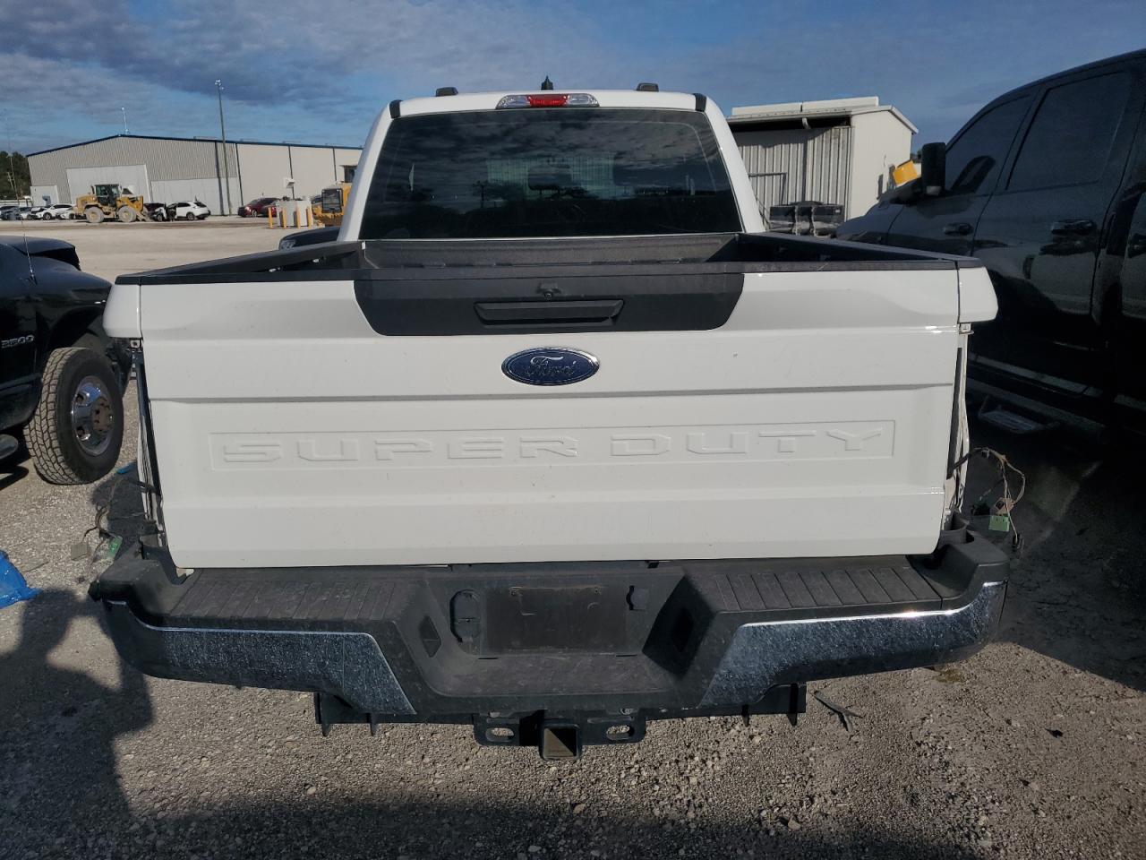 2022 Ford F250 - Image 6