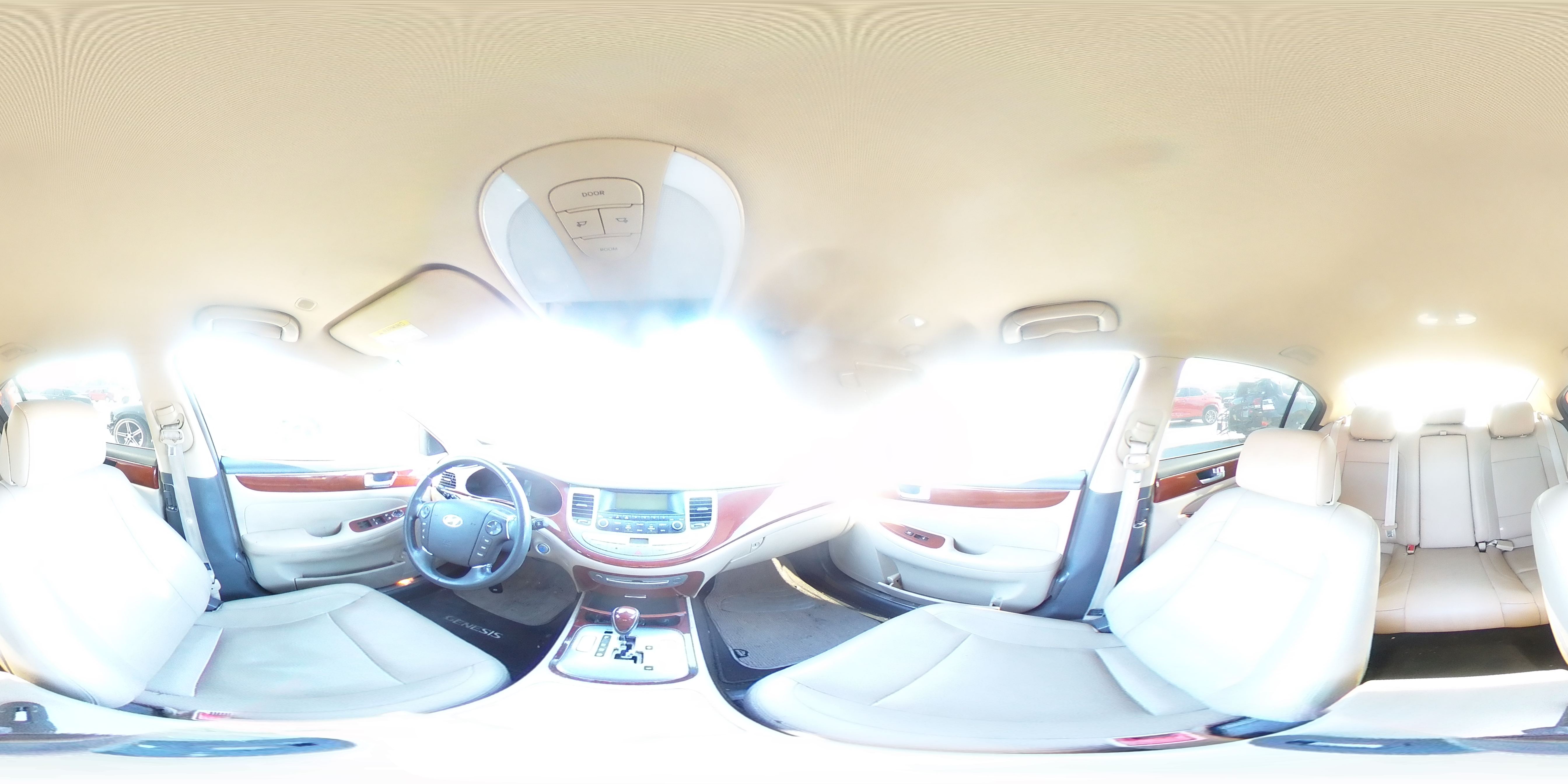 2014 Hyundai Genesis - Image 13