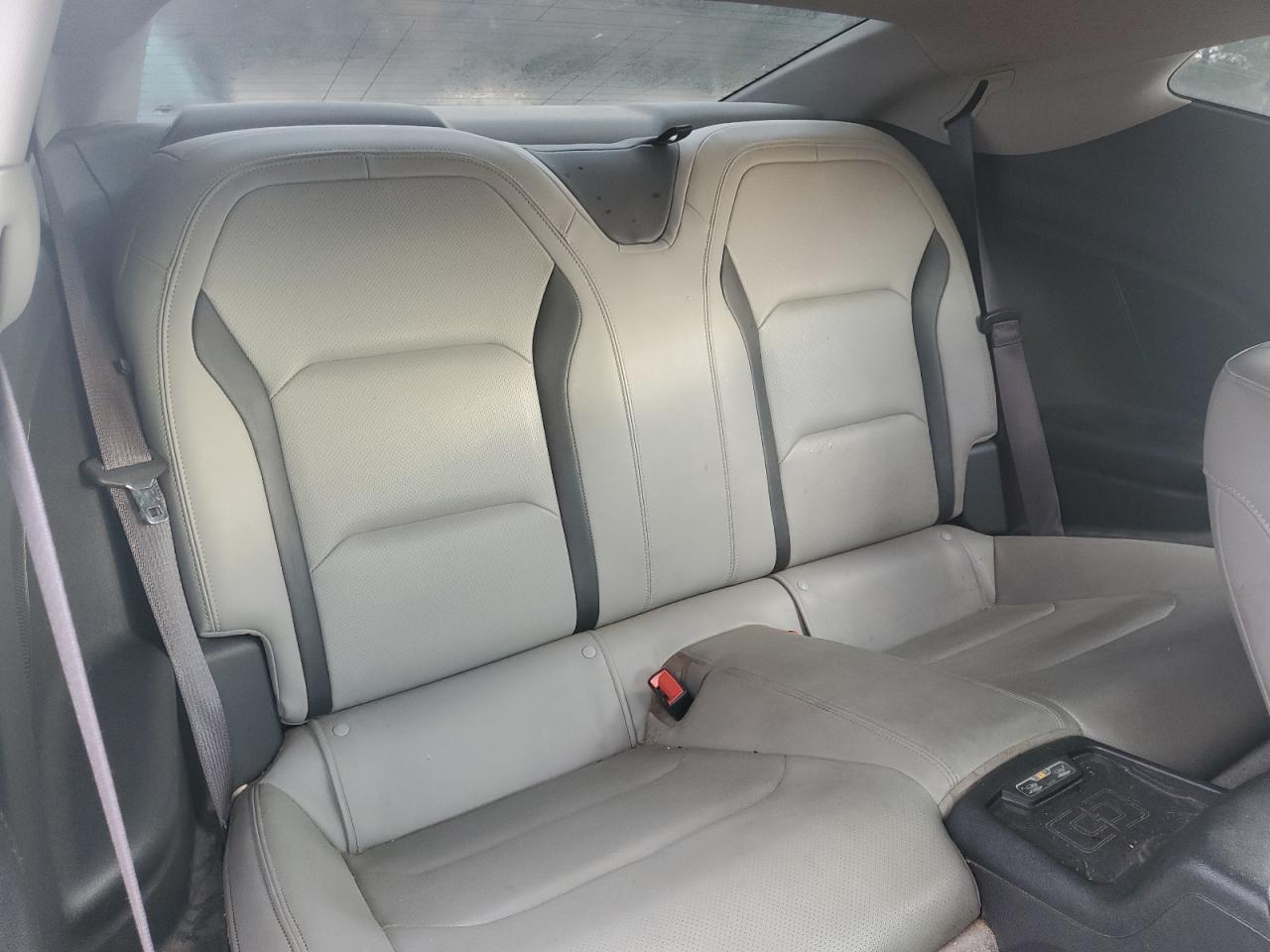 2016 Chevrolet Camaro - Image 10