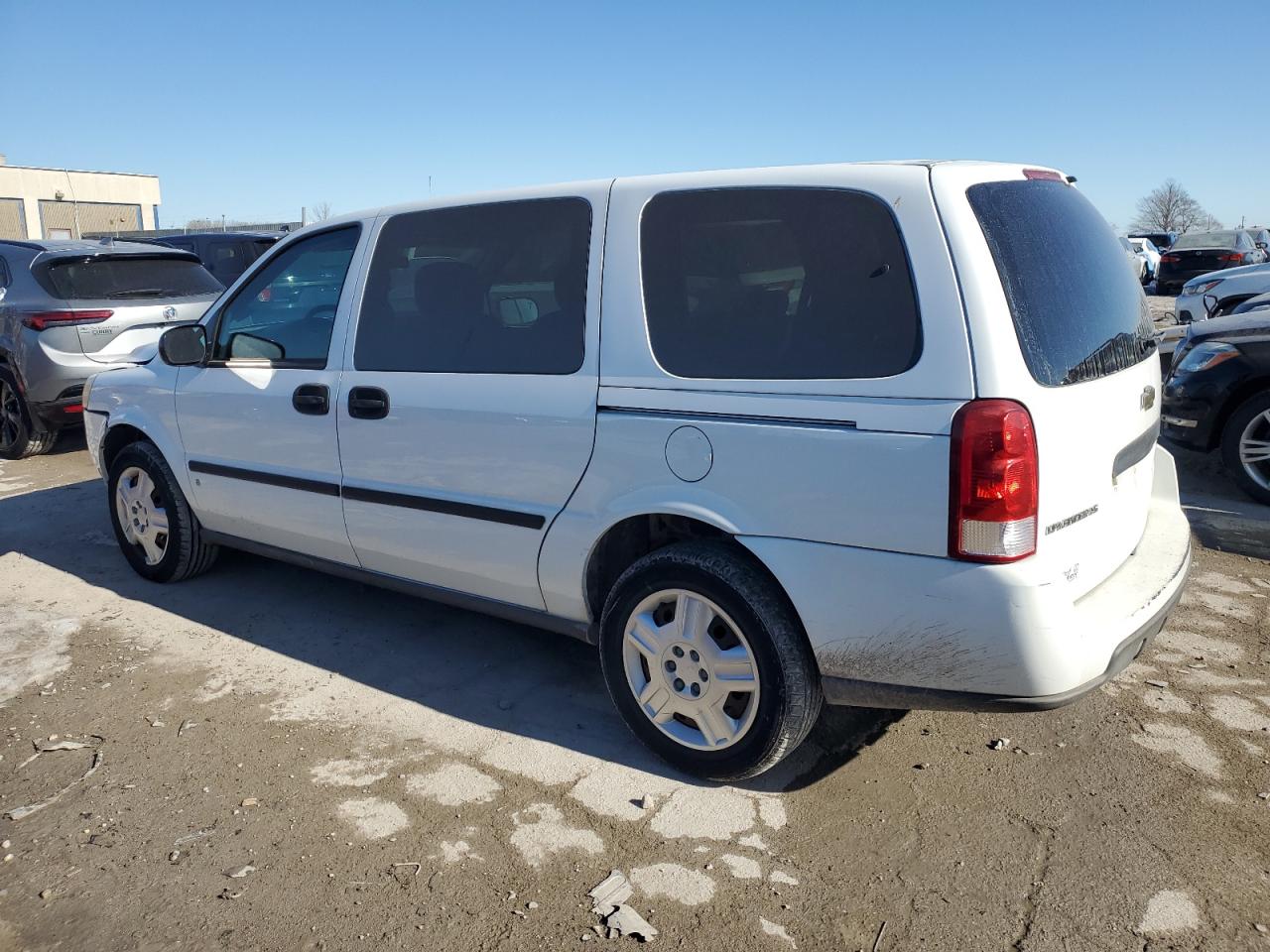 2006 Chevrolet Uplander - Image 2
