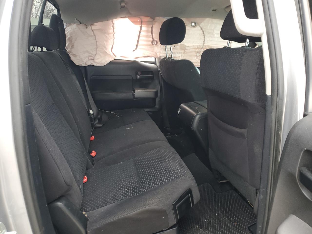 2013 Toyota Tundra - Image 10