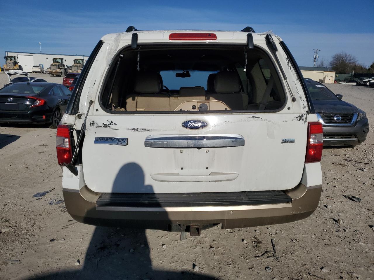 2011 Ford Expedition - Image 6