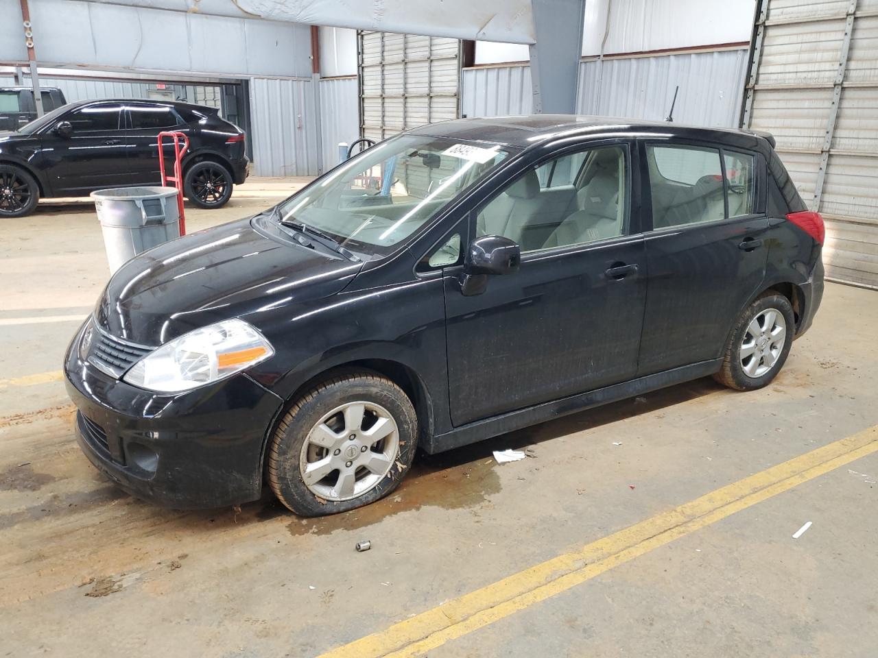 2009 Nissan Versa - Image 1