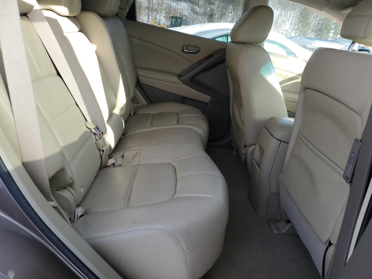 2011 Nissan Murano - Image 11