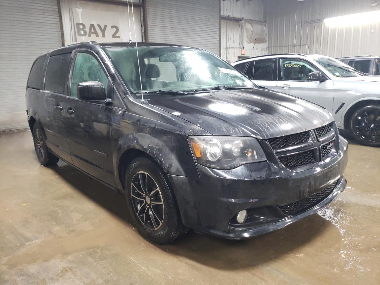 2017 Dodge Caravan - Image 4