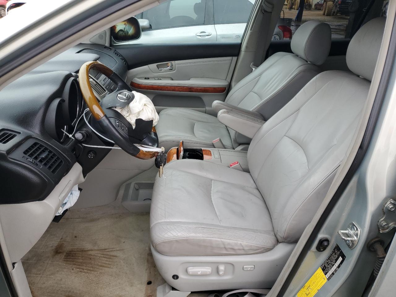 2004 Lexus RX - Image 7