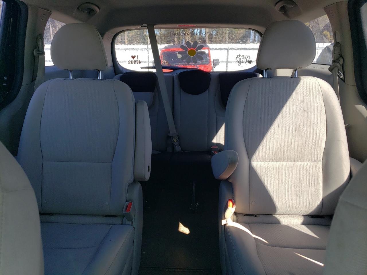 2019 Kia Sedona - Image 10