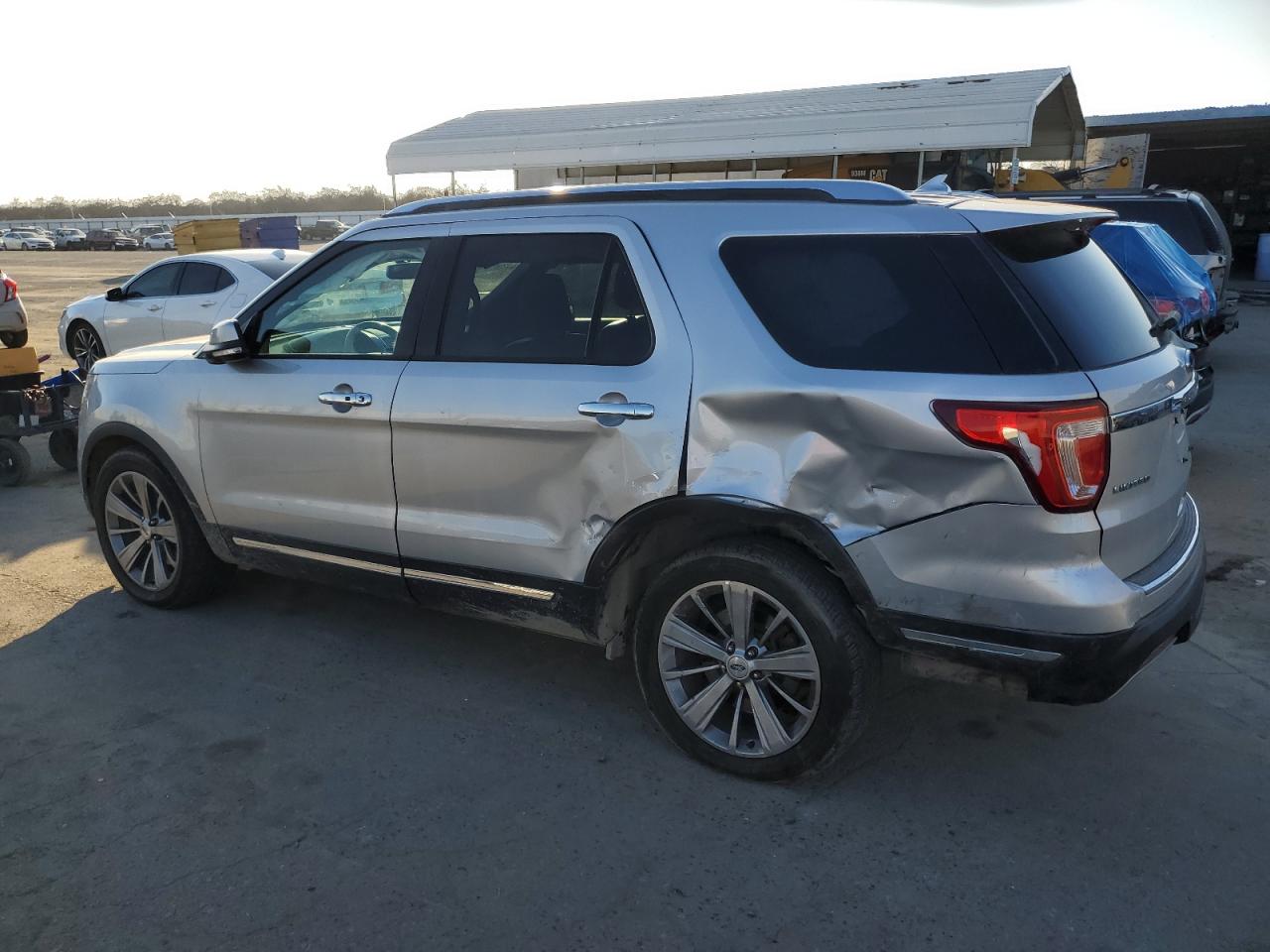 2018 Ford Explorer - Image 2