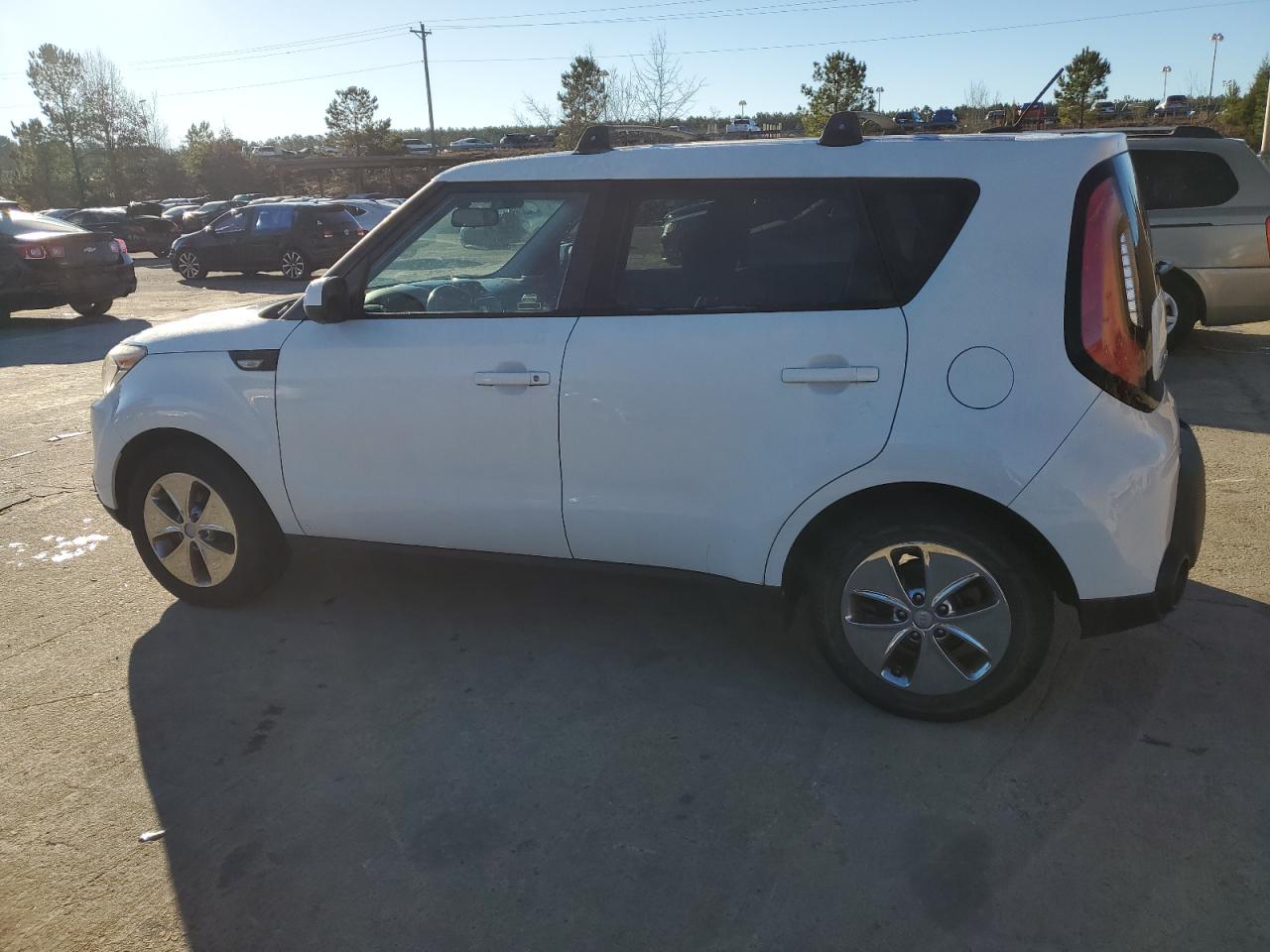 VIN KNDJN2A23E7069278 2014 KIA SOUL no.2