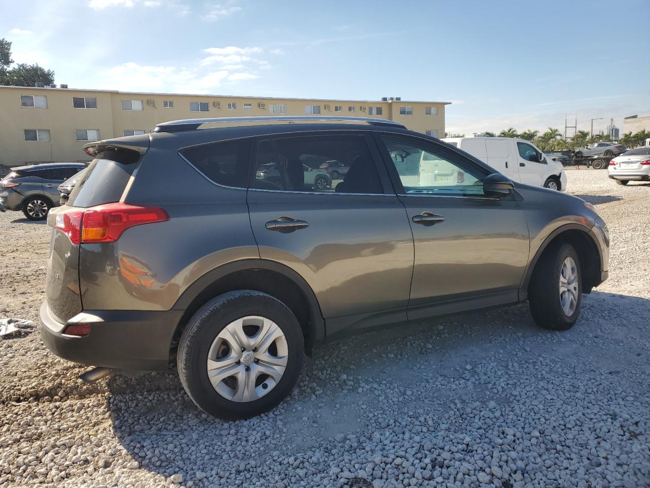 2015 Toyota RAV 4 - Image 3