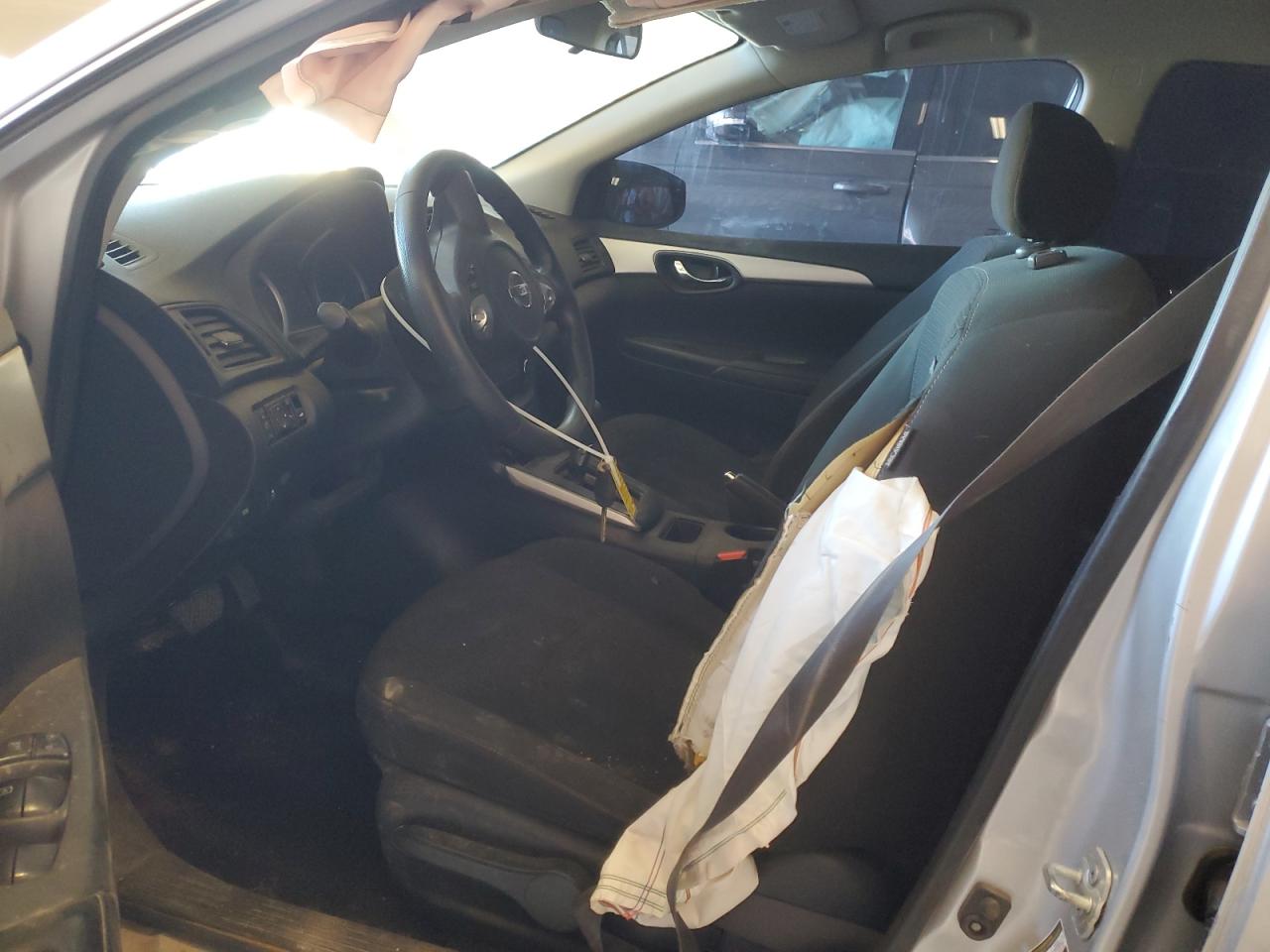 2019 Nissan Sentra - Image 7