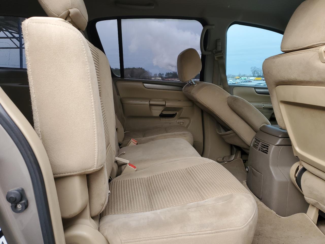 2009 Nissan Armada - Image 12
