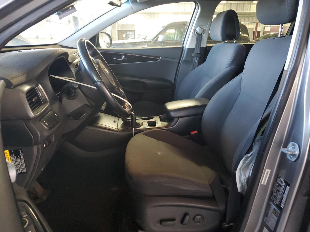 2016 Kia Sorento - Image 7