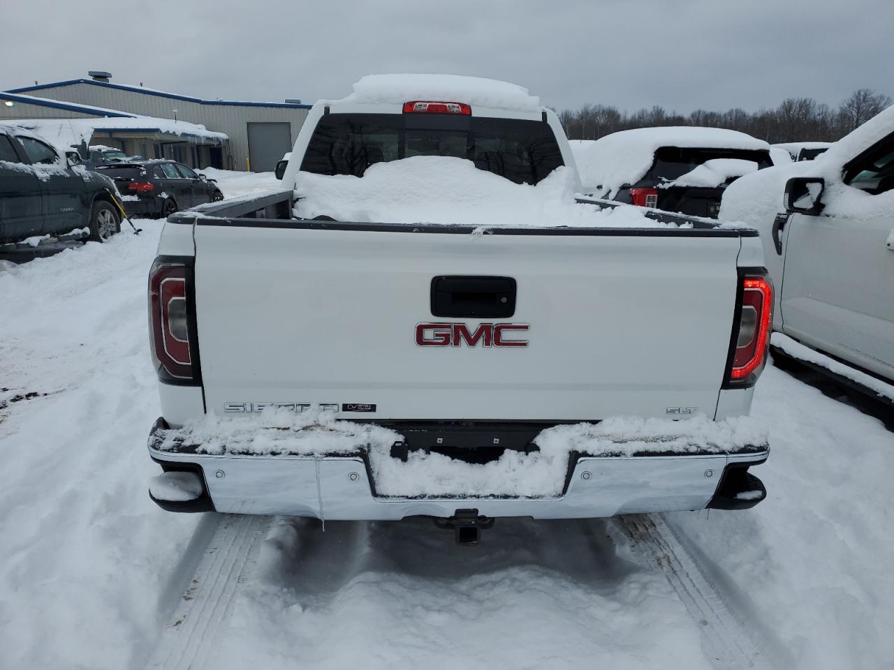 2018 GMC Sierra - Image 6