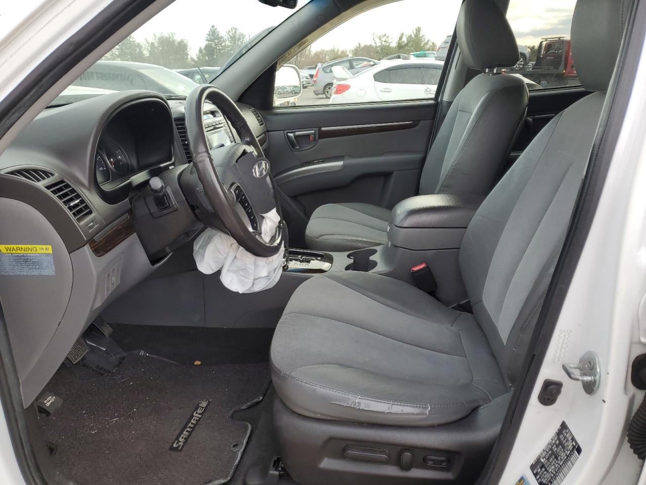 2011 Hyundai Santa Fe - Image 7