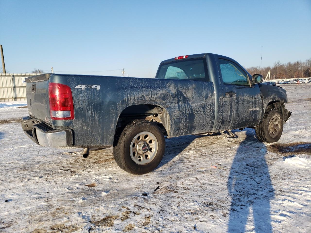 2010 GMC Sierra - Image 3