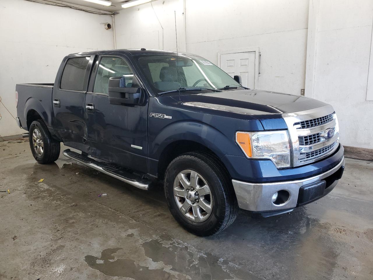 VIN 1FTFW1CT2DKG17303 2013 FORD F-150 no.4