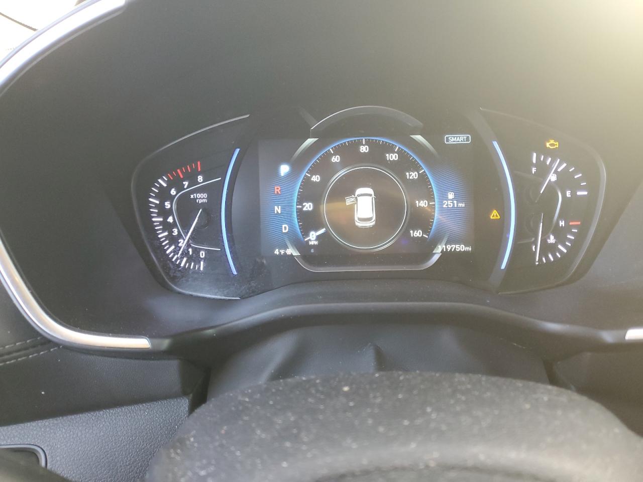 2020 Hyundai Santa Fe - Image 9