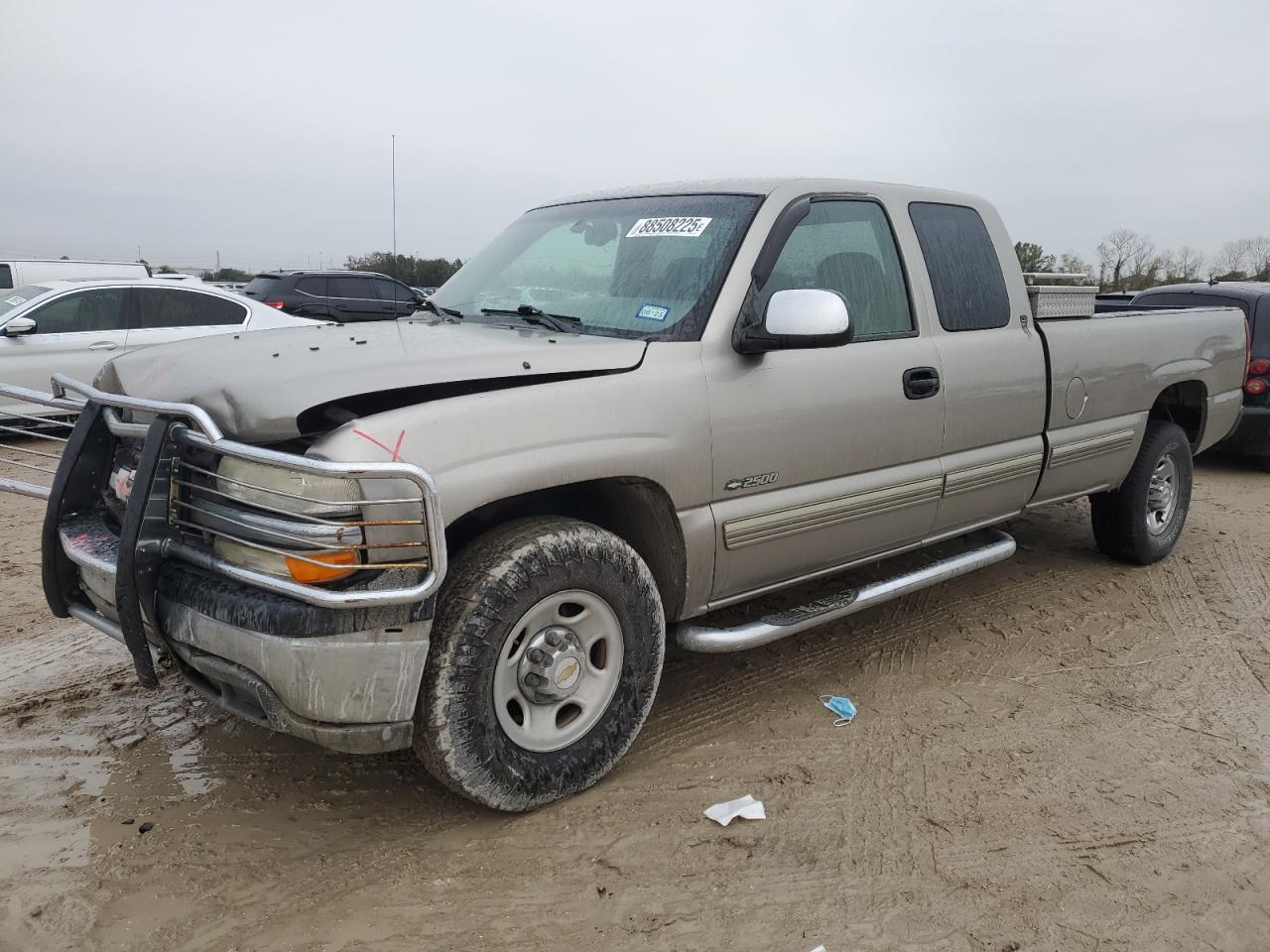 2000 Chevrolet Silverado - Image 1