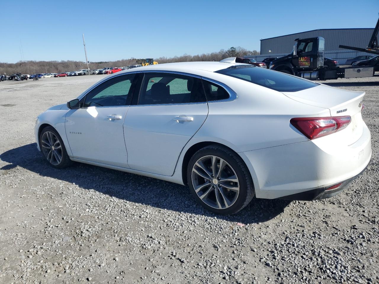 2022 Chevrolet Malibu - Image 2