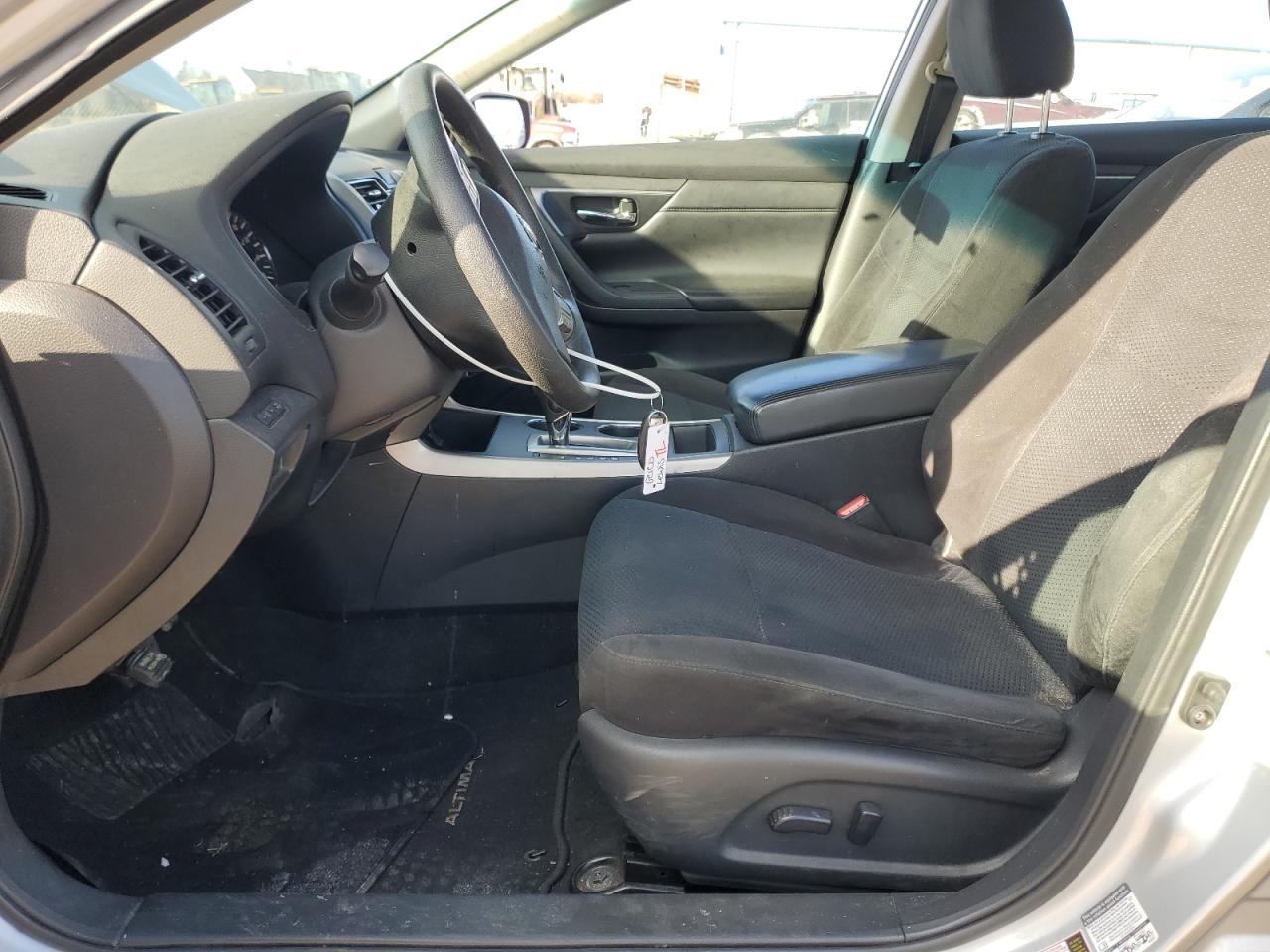 2015 Nissan Altima - Image 7