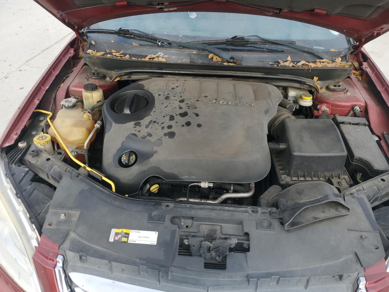 2014 Chrysler 200 - Image 11