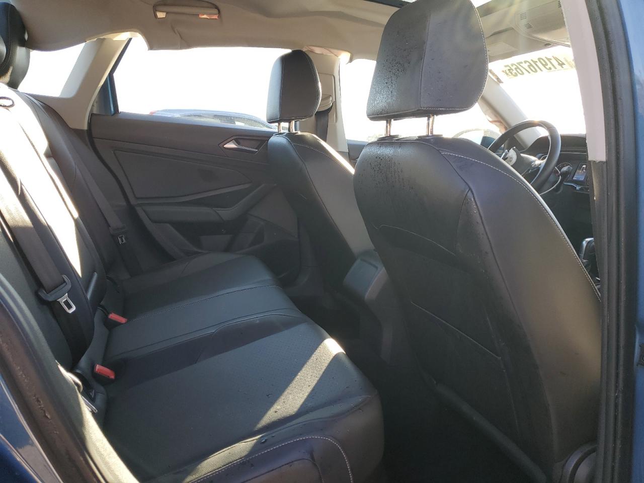 2019 Volkswagen Jetta - Image 10