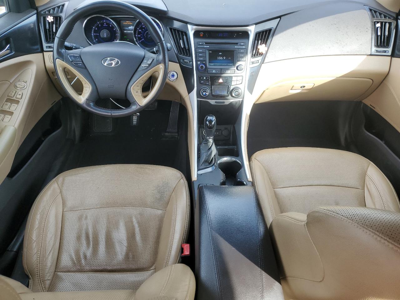 2014 Hyundai Sonata - Image 8