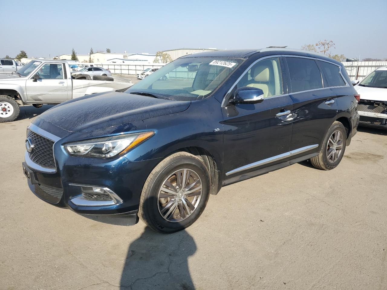 VIN 5N1DL0MN6HC523155 2017 INFINITI QX60 no.1