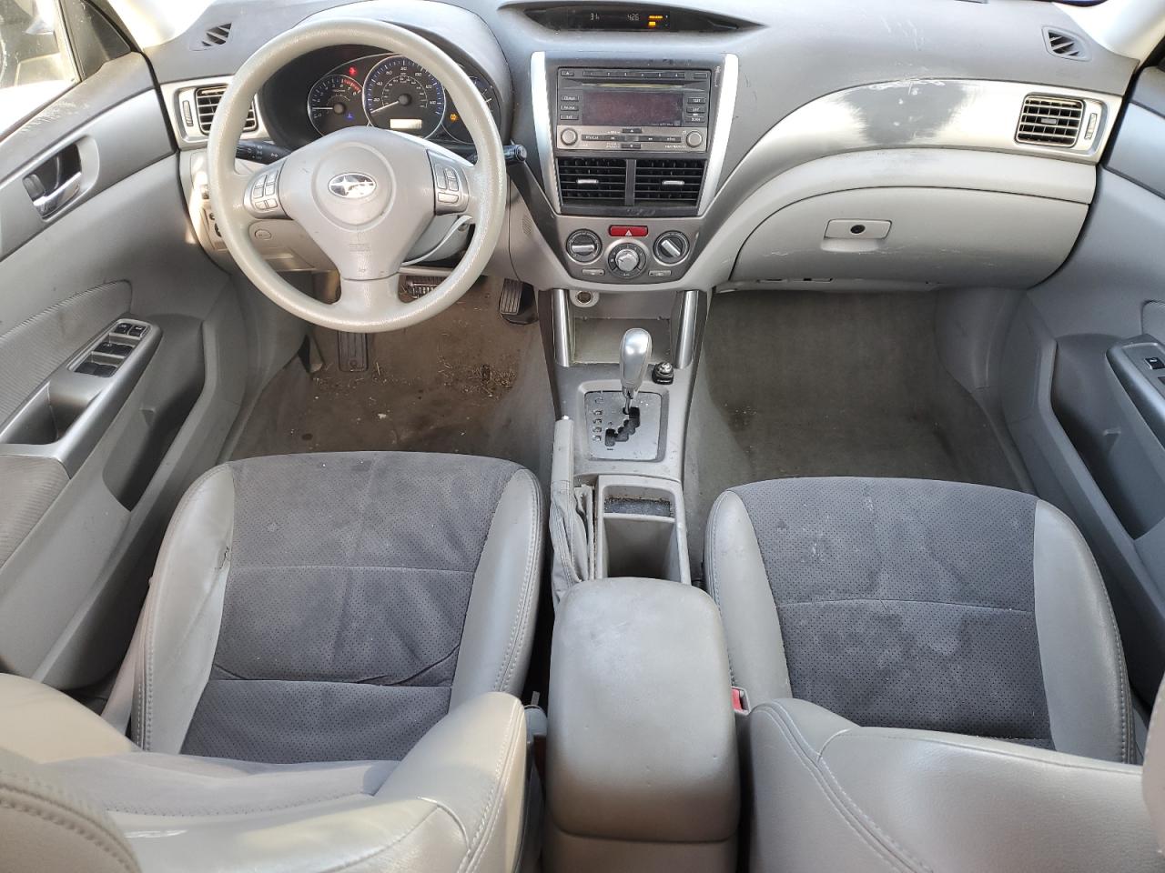 2010 Subaru Forester - Image 8