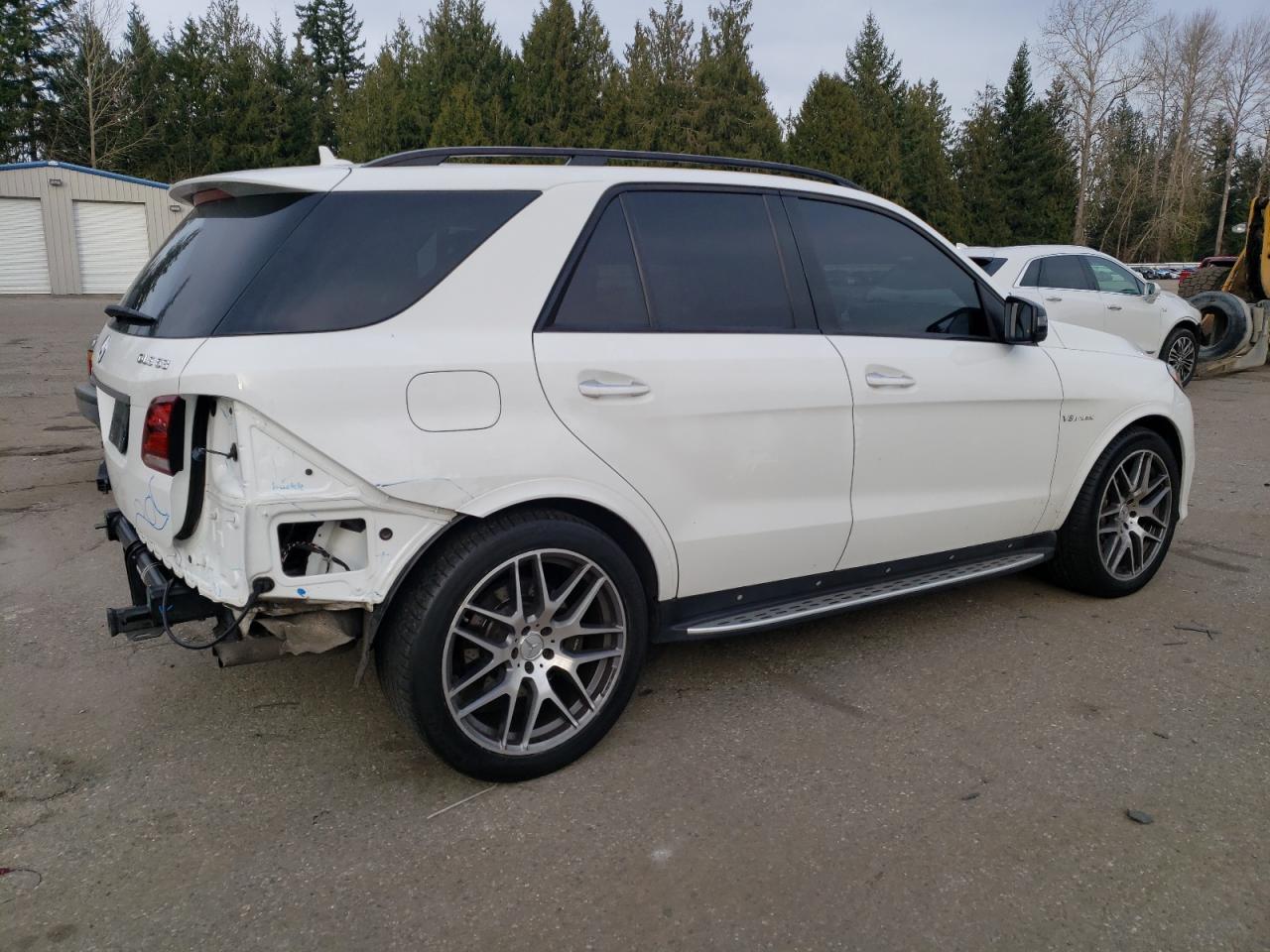 2016 Mercedes-Benz GLE - Image 3