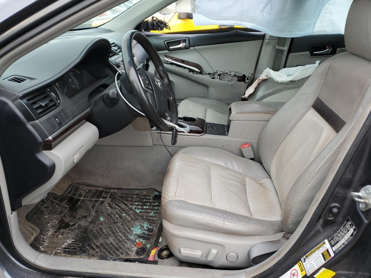 2012 Toyota Camry - Image 7