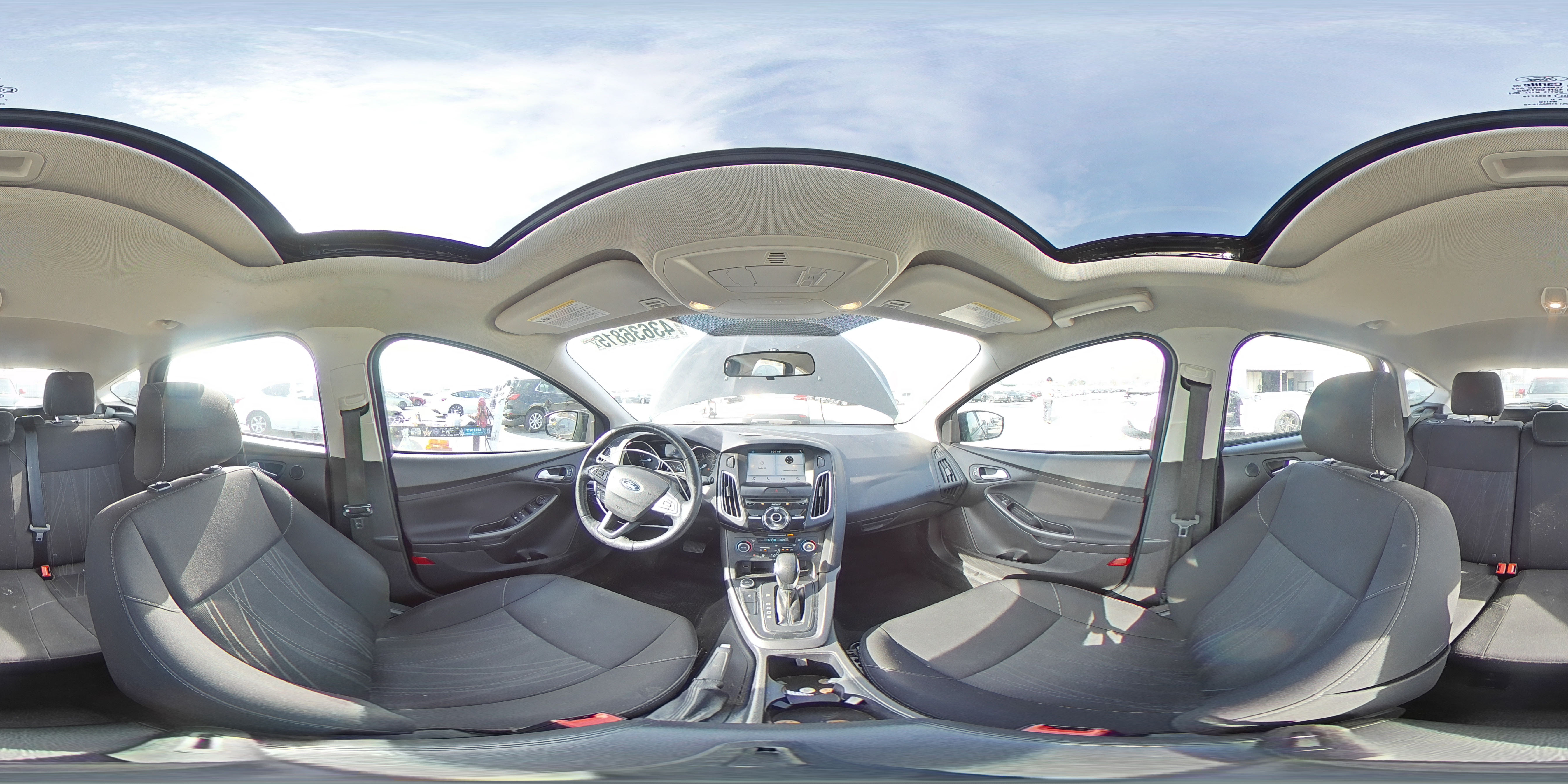 2018 Ford Focus - Image 13